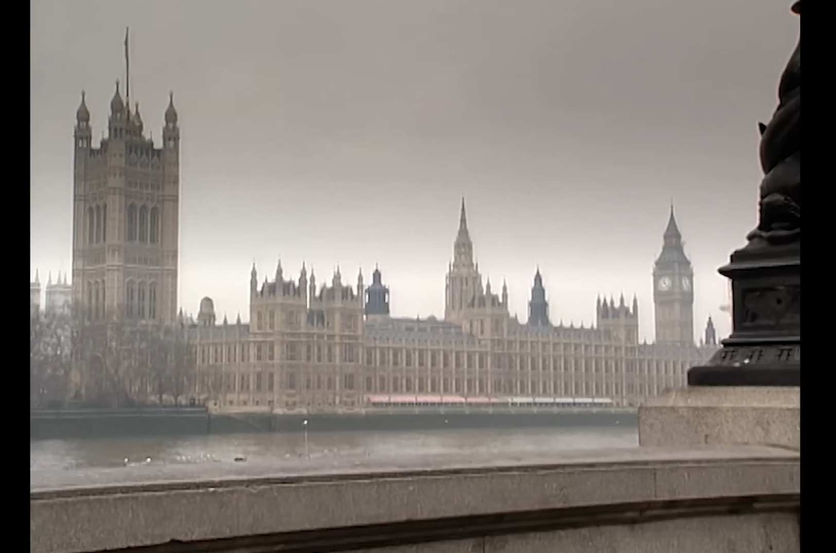 prince-edward-examines-the-royal-history-of-london-s-palaces-the
