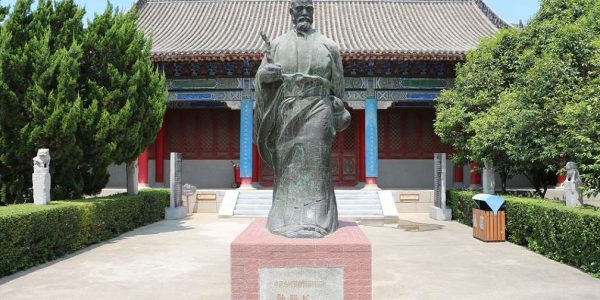 Bian Que: How Did the Master Physician Learn and Practice His Skills?