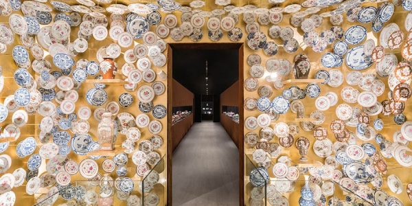 Exhibition Salon of Porcelain at Fondazione Prada, Milan. (Photo: Arts Summary)