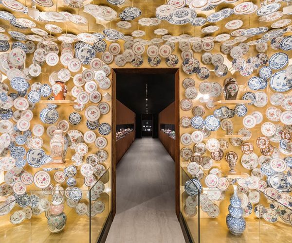 Exhibition Salon of Porcelain at Fondazione Prada, Milan. (Photo: Arts Summary)