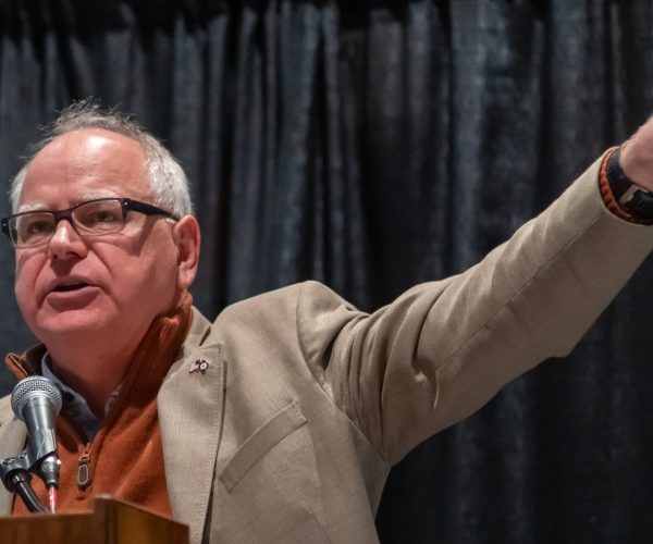 Tim Walz (Photo: Sigal photos/facebook)