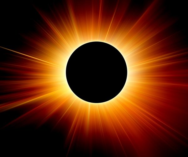 Solar eclipse (Photo: © Dharshani Gk Arts
| Dreamstime.com)