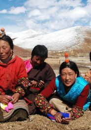 Family members on the highlands of Tibet. (Photo: © Bbbar | Dreamstime.com)